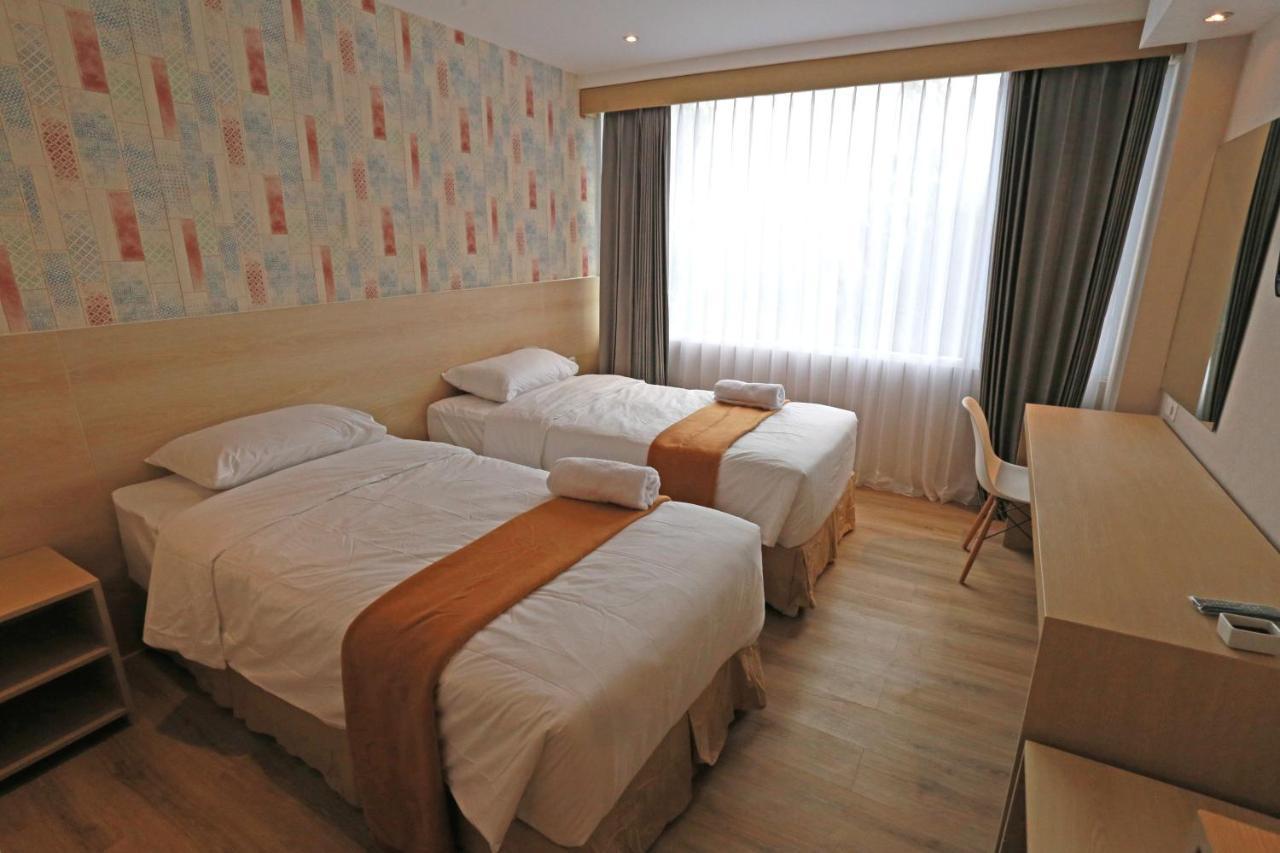 Hotel Lereng Bromo Pasuruan Kültér fotó