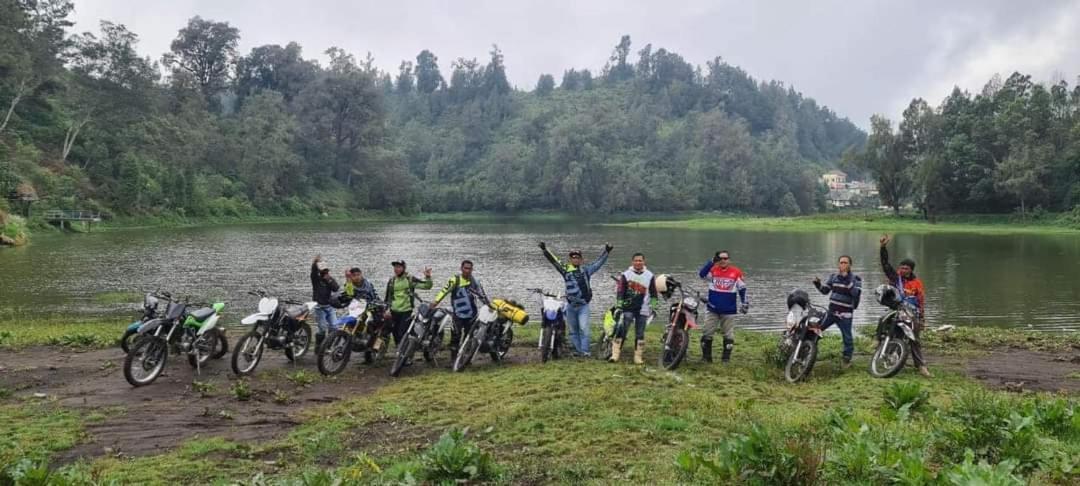 Hotel Lereng Bromo Pasuruan Kültér fotó